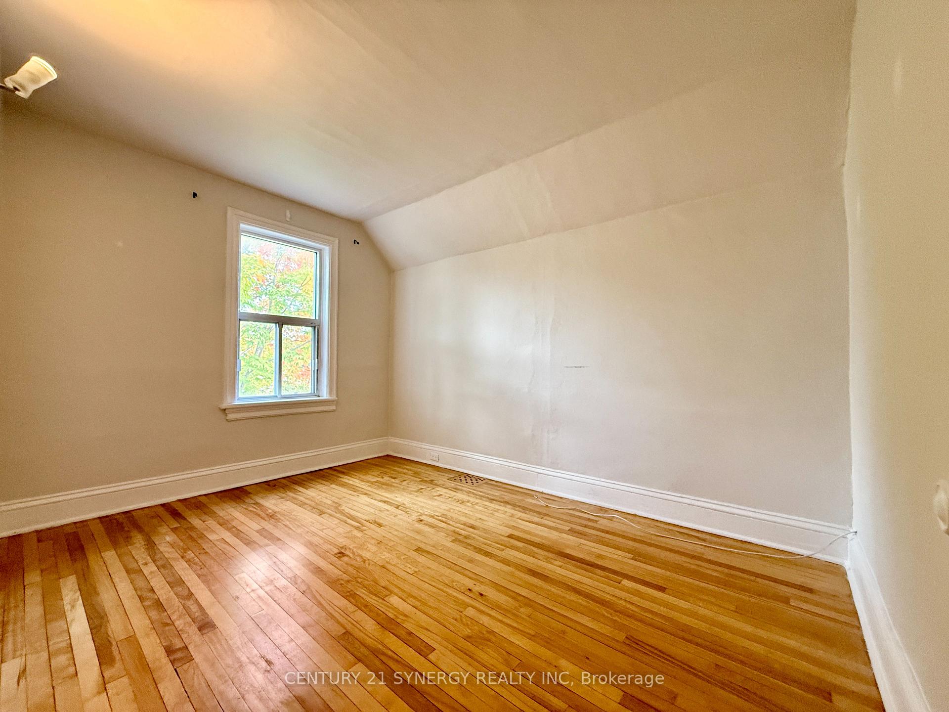 Photo 12 of Unit 2, 4 Gould Street, Ottawa, Ottawa West — HOMEH