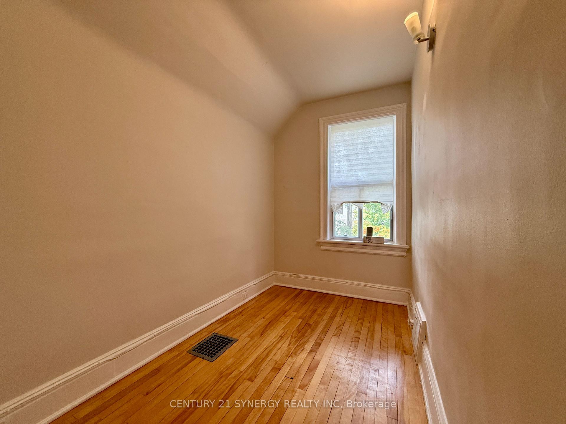 Photo 15 of Unit 2, 4 Gould Street, Ottawa, Ottawa West — HOMEH
