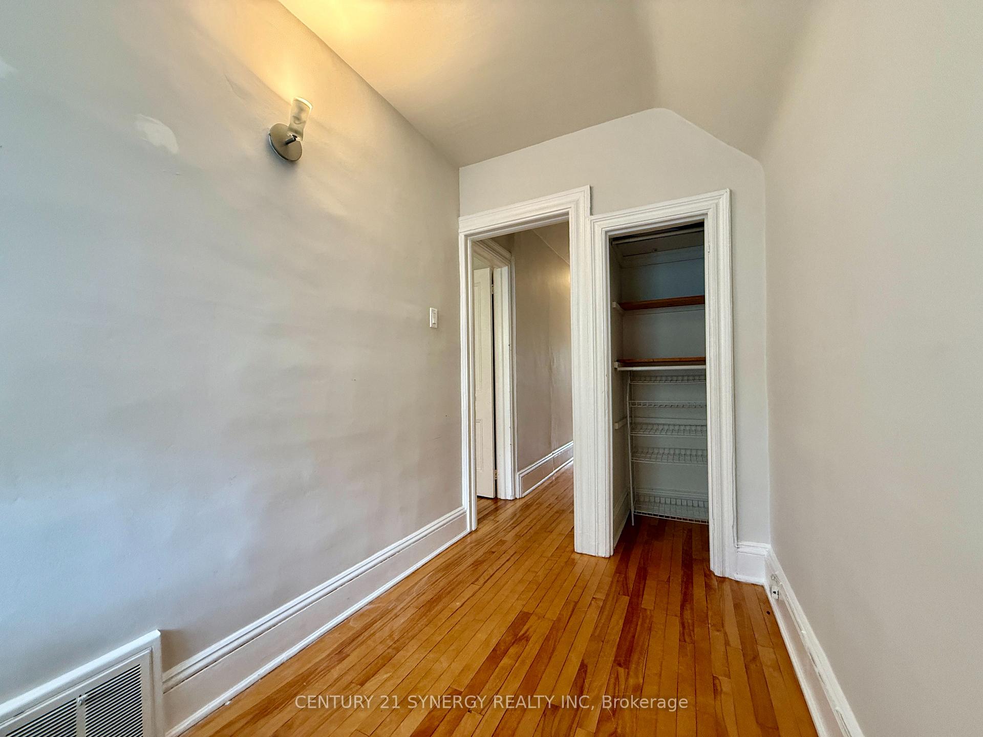 Photo 16 of Unit 2, 4 Gould Street, Ottawa, Ottawa West — HOMEH