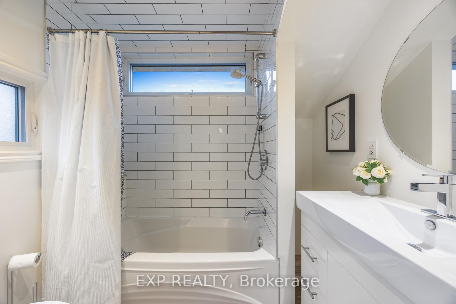 Photo 18 of 66 Burlington Street, Etobicoke, Mimico — HOMEH