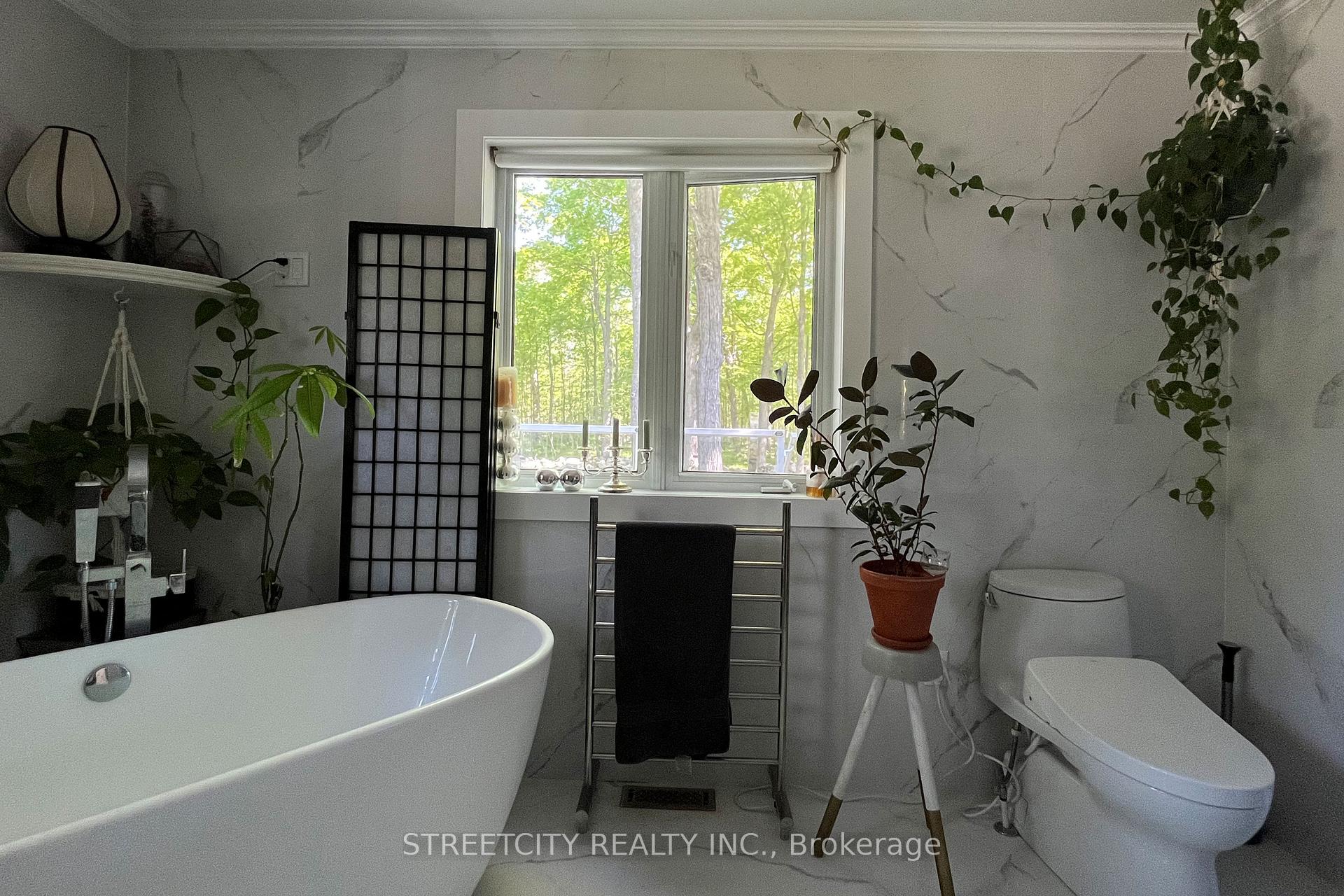 Photo 9 of 171 Flatrock Road, Tweed, Hungerford (Twp) — HOMEH
