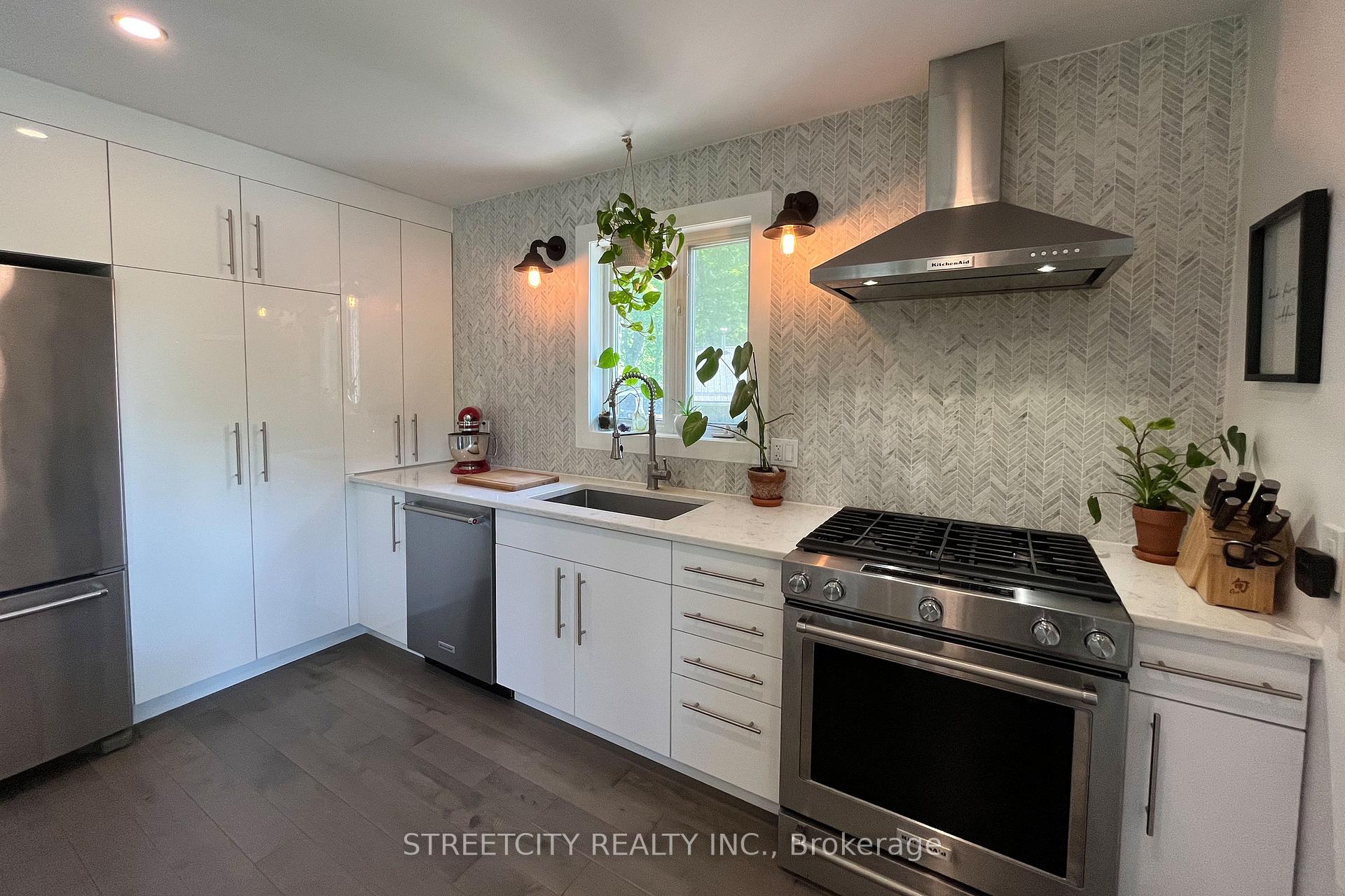 Photo 11 of 171 Flatrock Road, Tweed, Hungerford (Twp) — HOMEH