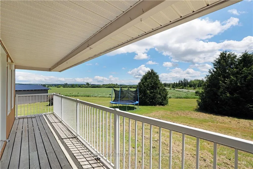 Photo 50 of 1280 South Mcnaughton Road, Admaston/Bromley, Admaston/Bromley — HOMEH