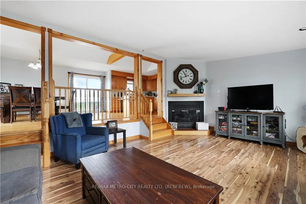 Photo 58 of 1280 South Mcnaughton Road, Admaston/Bromley, Admaston/Bromley — HOMEH