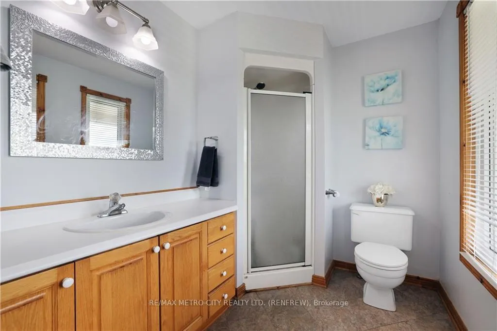 Photo 59 of 1280 South Mcnaughton Road, Admaston/Bromley, Admaston/Bromley — HOMEH