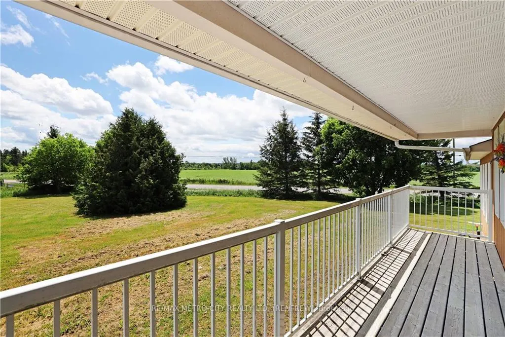 Photo 62 of 1280 South Mcnaughton Road, Admaston/Bromley, Admaston/Bromley — HOMEH