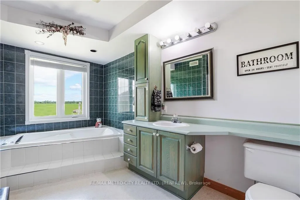 Photo 65 of 1280 South Mcnaughton Road, Admaston/Bromley, Admaston/Bromley — HOMEH