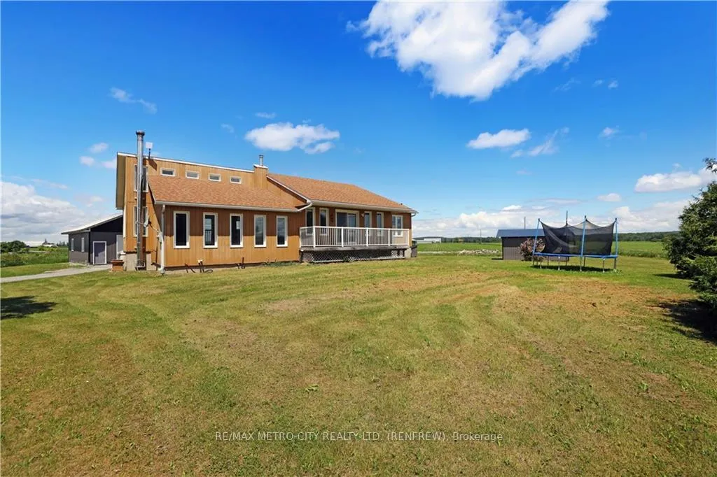 Photo 68 of 1280 South Mcnaughton Road, Admaston/Bromley, Admaston/Bromley — HOMEH