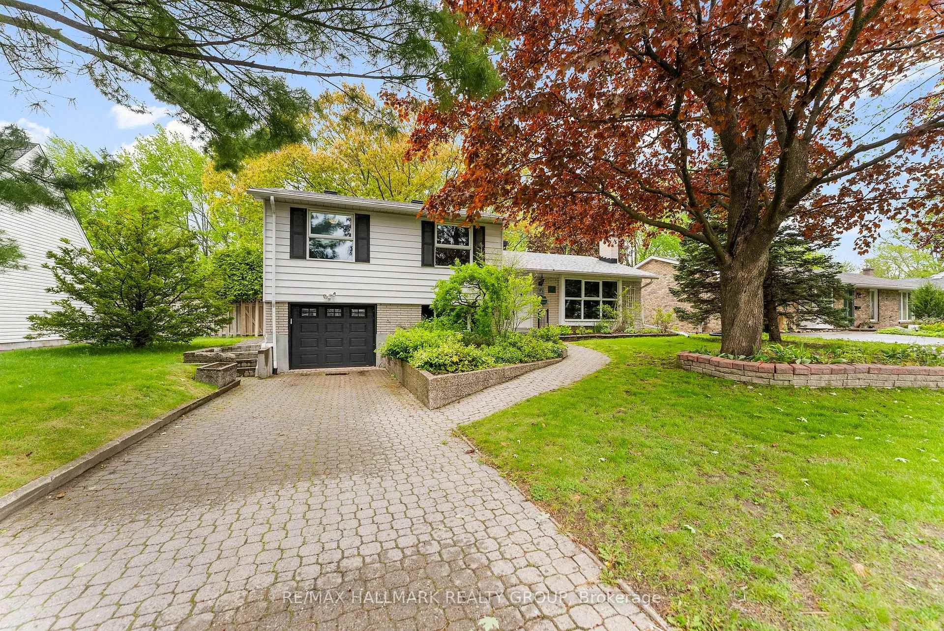Photo 1 of 2153 Fillmore Crescent, Ottawa, Beacon Hill North — HOMEH