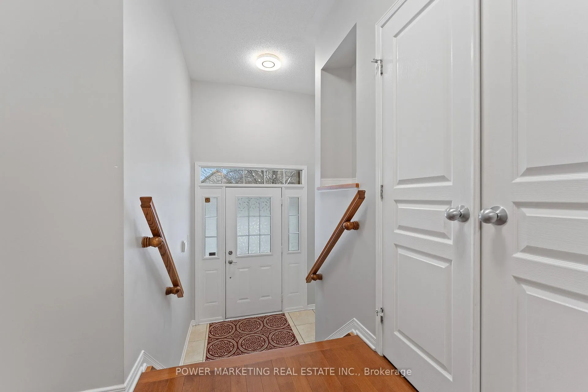 Photo 4 of 224 Harthill Way, Ottawa, Barrhaven - Heritage Park — HOMEH