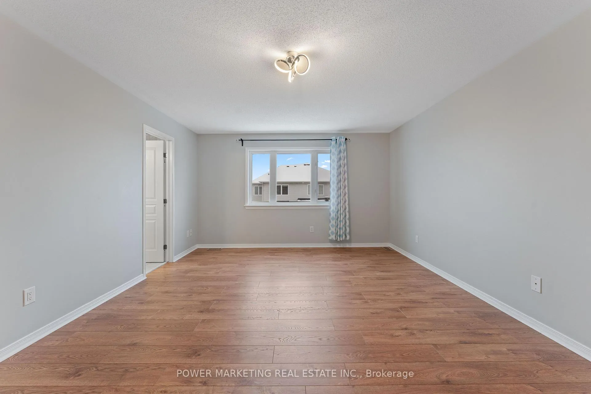 Photo 21 of 224 Harthill Way, Ottawa, Barrhaven - Heritage Park — HOMEH