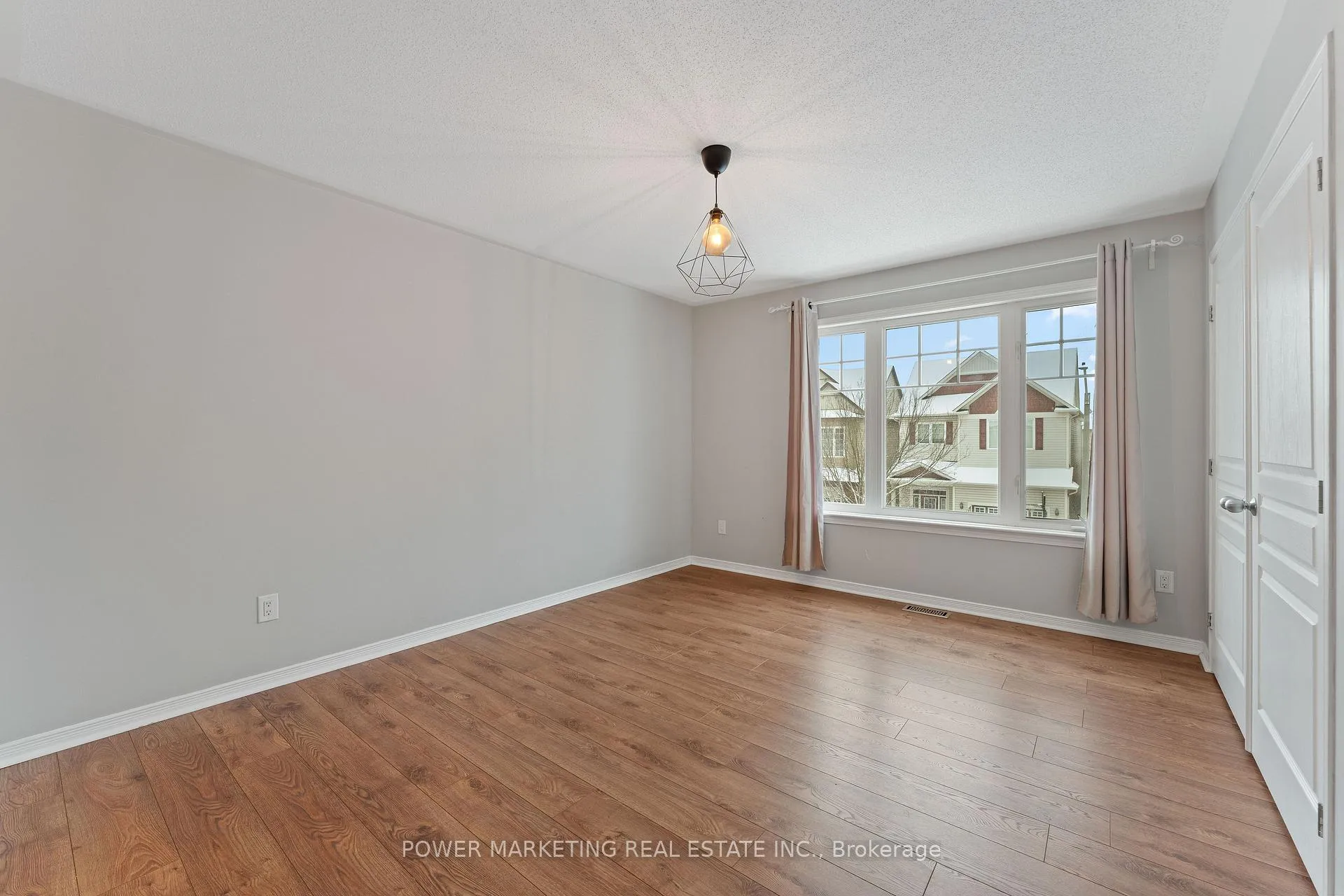 Photo 30 of 224 Harthill Way, Ottawa, Barrhaven - Heritage Park — HOMEH