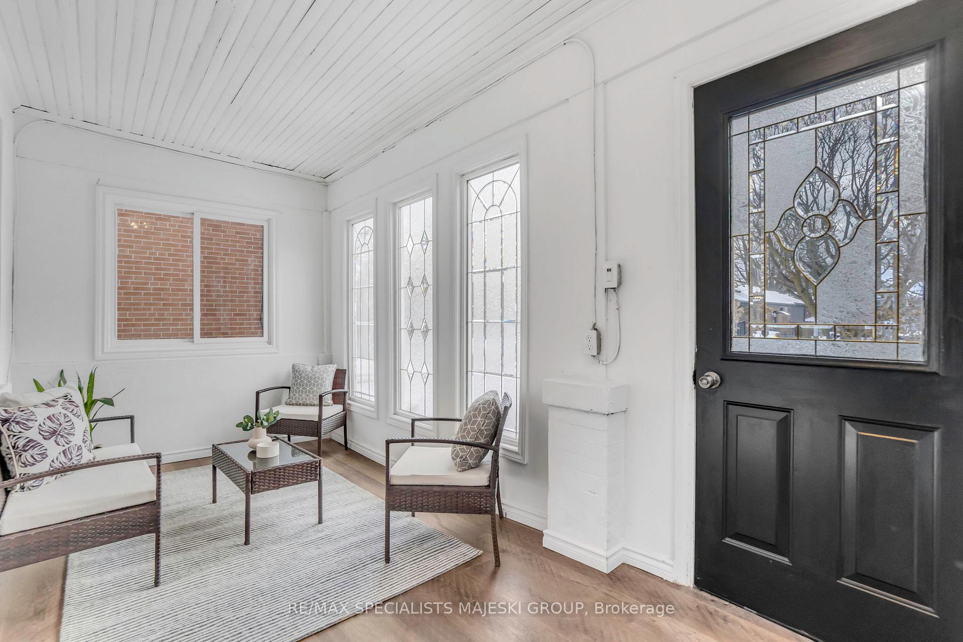 Photo 4 of 28 Heman Street, Etobicoke, Mimico — HOMEH