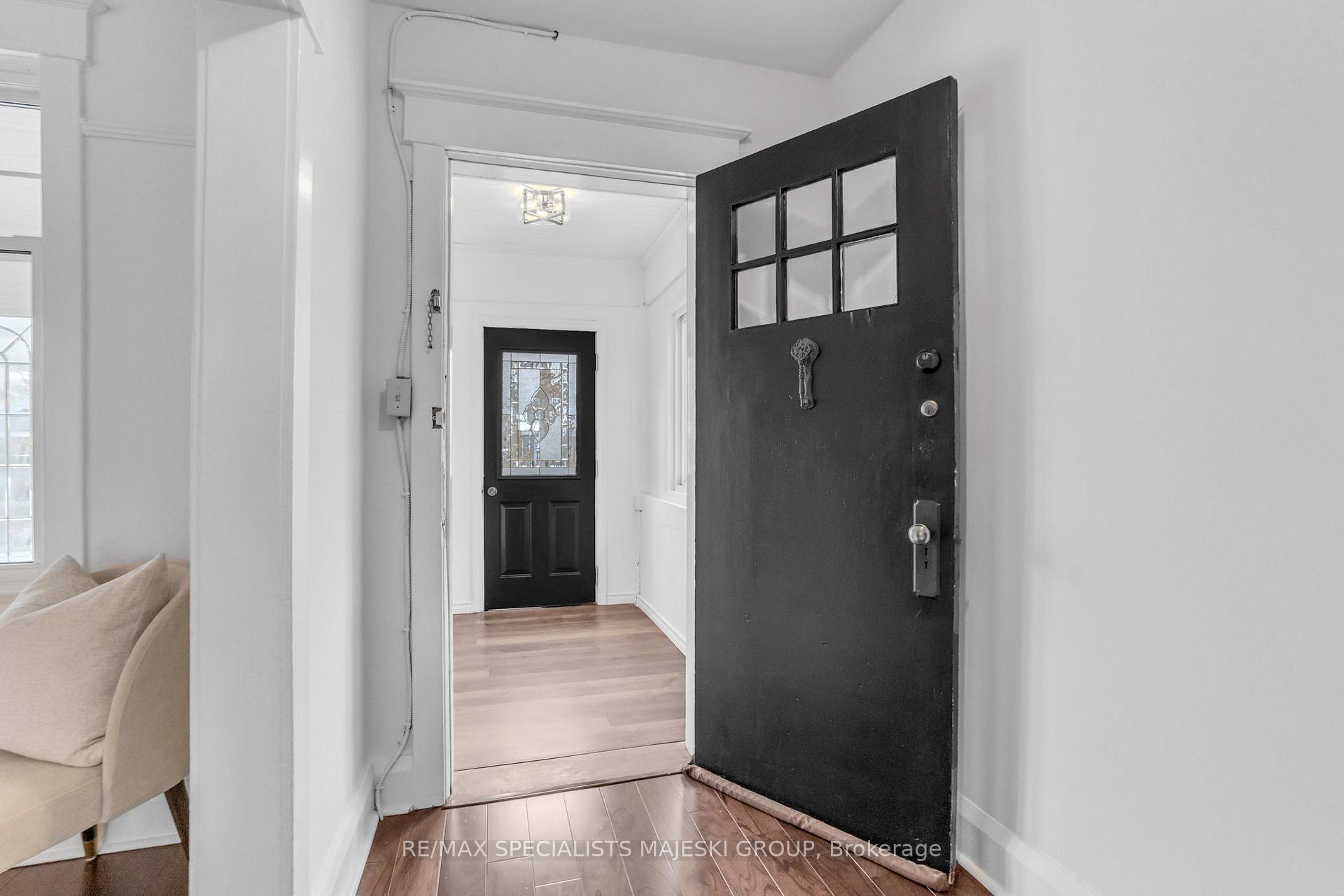 Photo 6 of 28 Heman Street, Etobicoke, Mimico — HOMEH