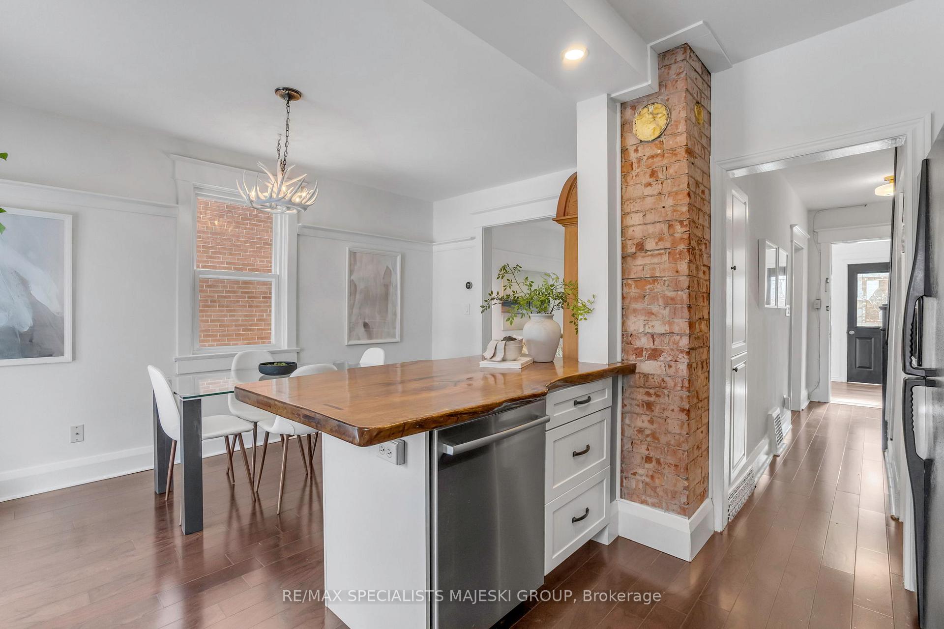 Photo 16 of 28 Heman Street, Etobicoke, Mimico — HOMEH