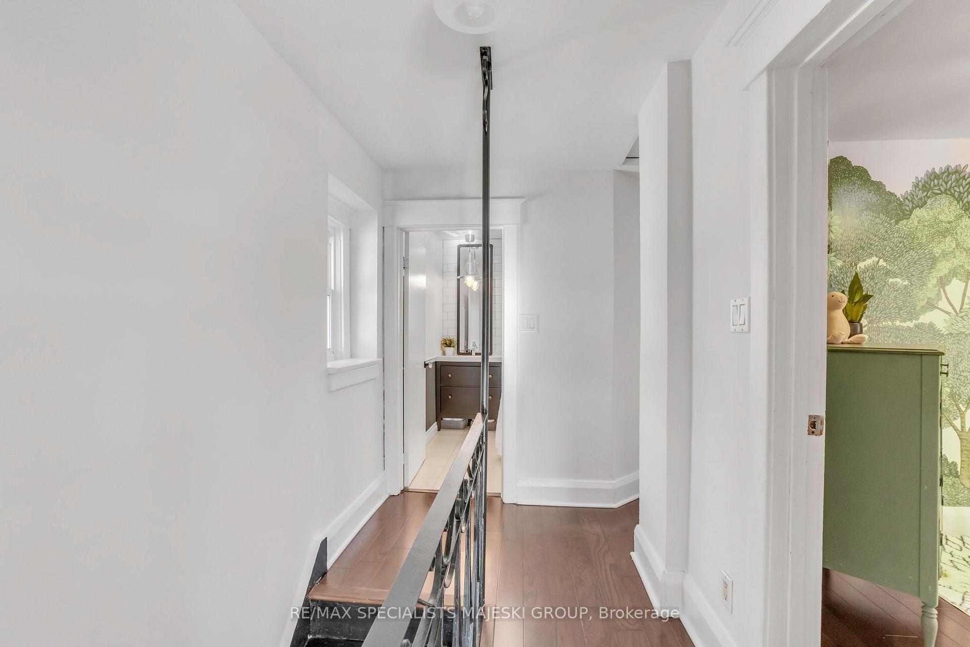 Photo 19 of 28 Heman Street, Etobicoke, Mimico — HOMEH