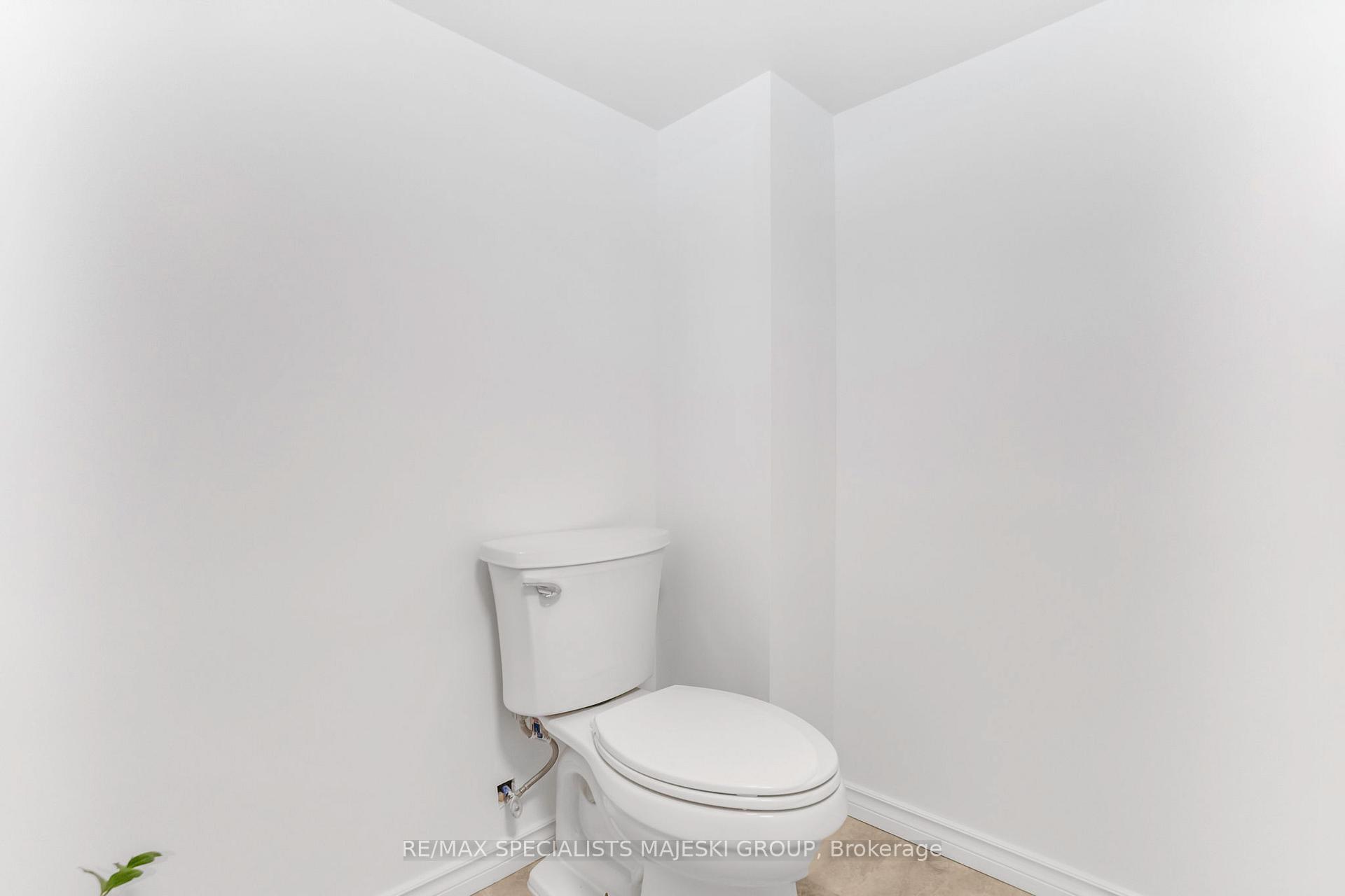 Photo 37 of 28 Heman Street, Etobicoke, Mimico — HOMEH
