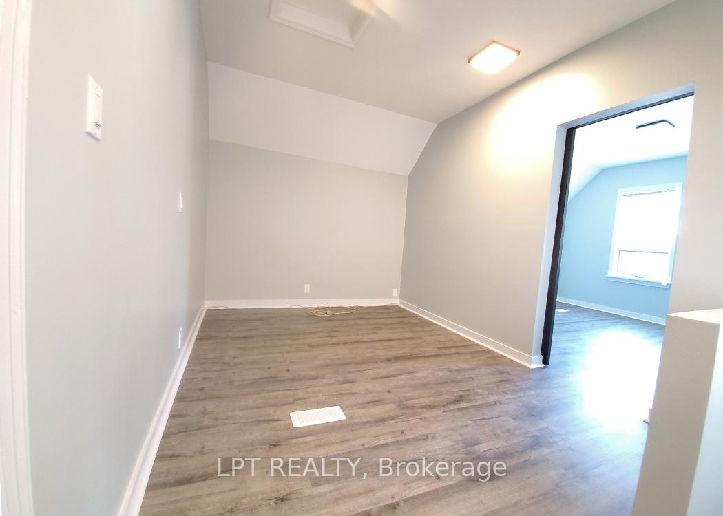 Photo 2 of Unit 2, 57 Hamilton Avenue N, Ottawa, Ottawa West — HOMEH