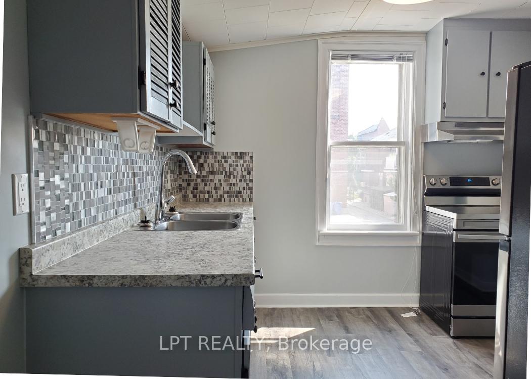 Photo 5 of Unit 2, 57 Hamilton Avenue N, Ottawa, Ottawa West — HOMEH