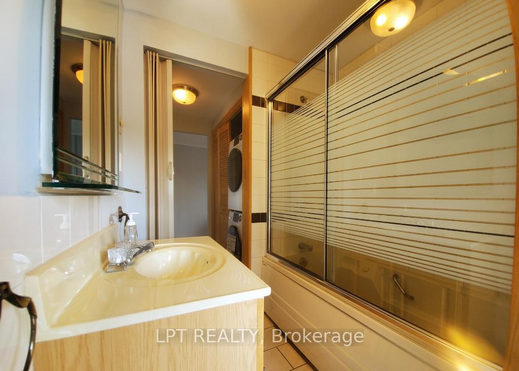 Photo 9 of Unit 2, 57 Hamilton Avenue N, Ottawa, Ottawa West — HOMEH