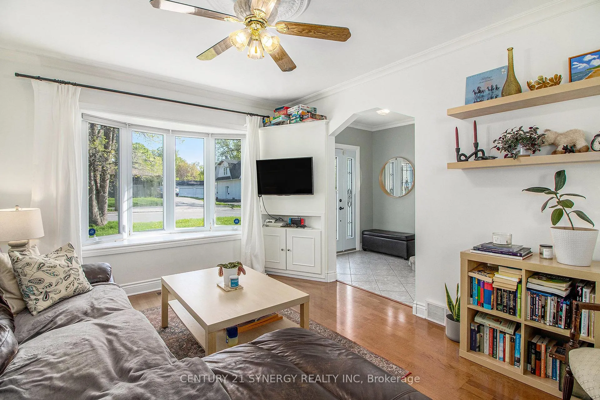Photo 6 of 453 Pleasant Park Road, Ottawa, Alta Vista/Faircrest Heights — HOMEH