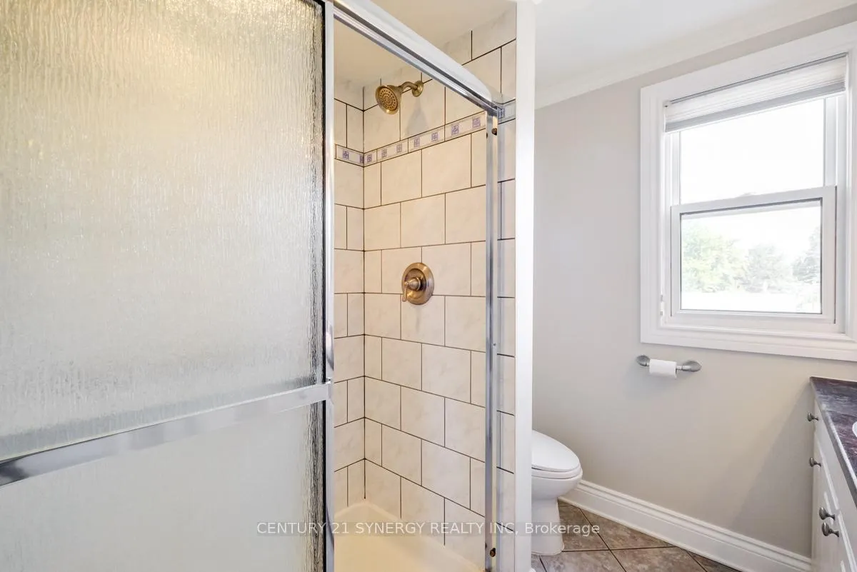 Photo 17 of 453 Pleasant Park Road, Ottawa, Alta Vista/Faircrest Heights — HOMEH