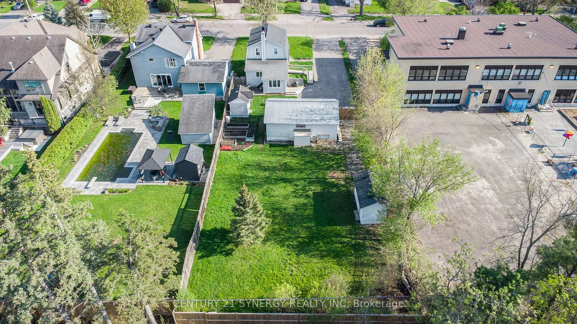 Photo 39 of 453 Pleasant Park Road, Ottawa, Alta Vista/Faircrest Heights — HOMEH