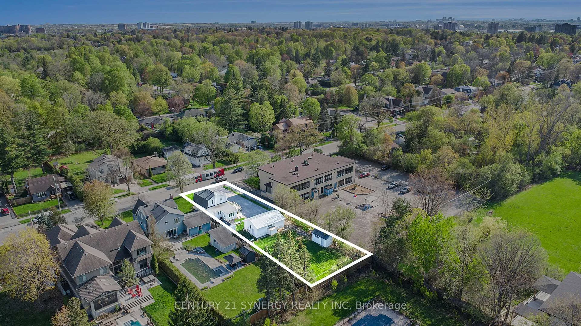 Photo 42 of 453 Pleasant Park Road, Ottawa, Alta Vista/Faircrest Heights — HOMEH