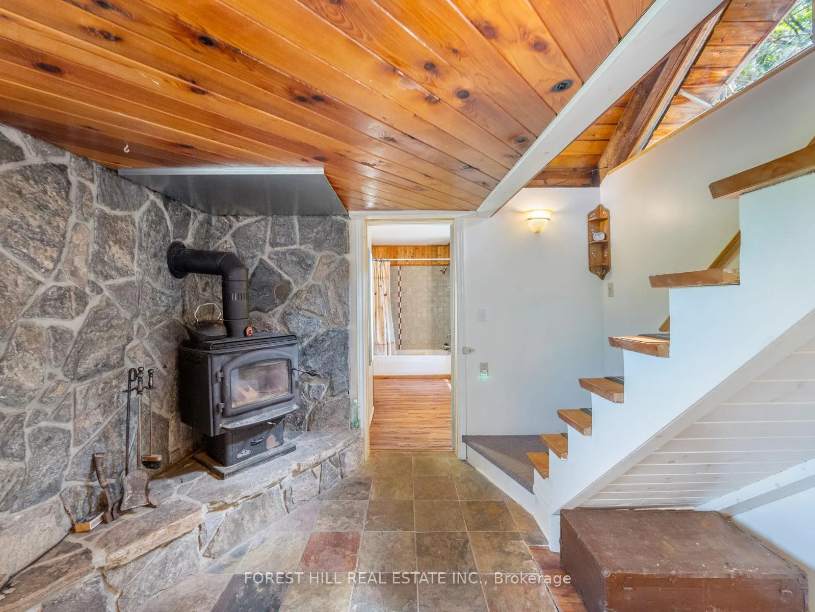 Photo 9 of 1128 Big Hawk Lake Road, Algonquin Highlands, Stanhope — HOMEH