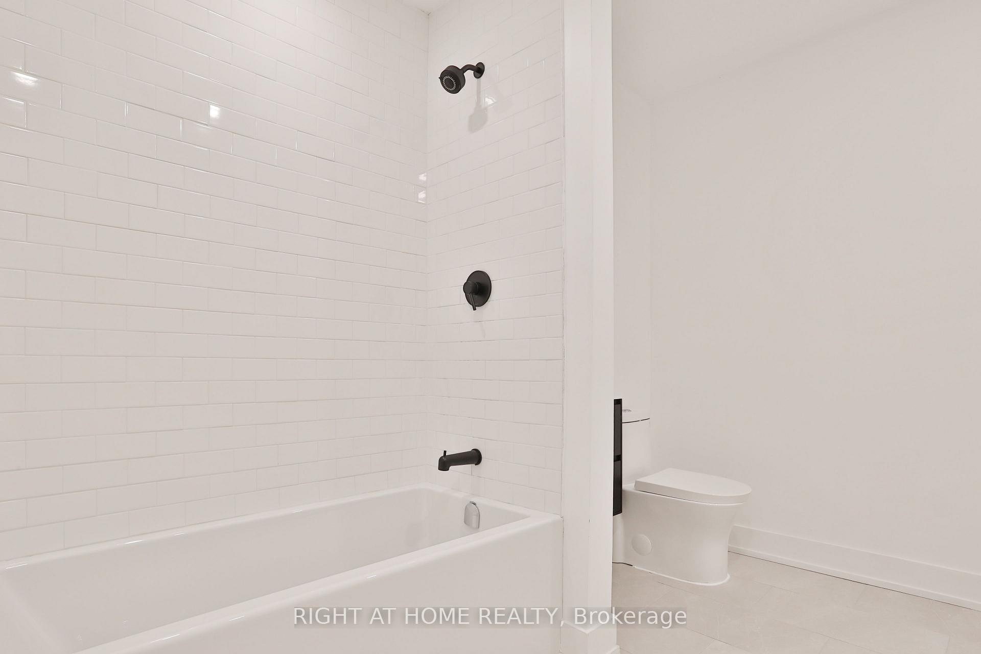 Photo 9 of Unit 3F, 556 College Street, Toronto, Palmerston-Little Italy — HOMEH