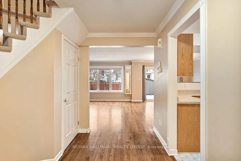 Photo 6 of 128 Boulder Way, Ottawa, Barrhaven - Longfields — HOMEH