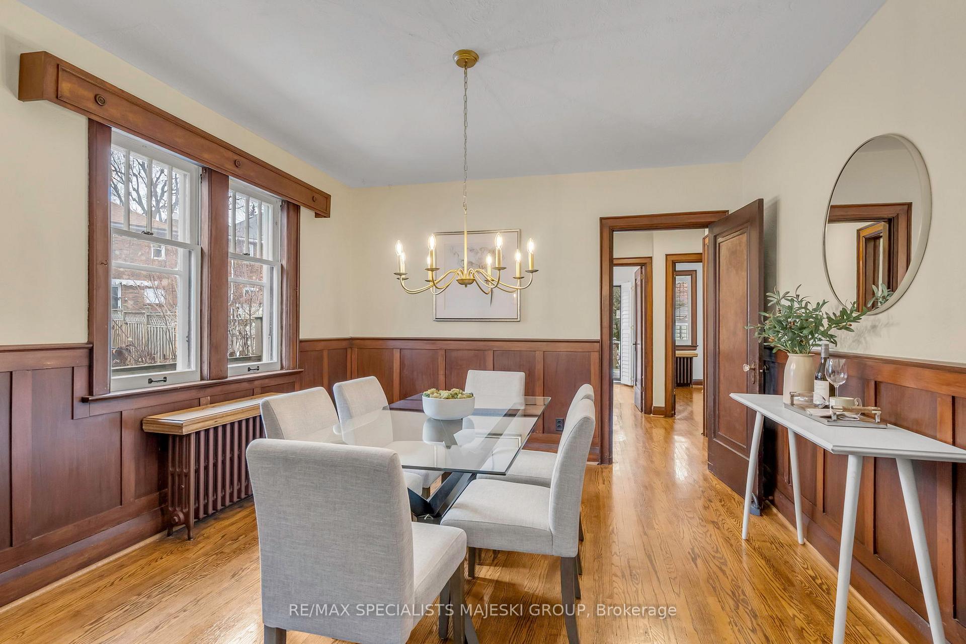 Photo 10 of 26 Stanley Avenue, Etobicoke, Mimico — HOMEH