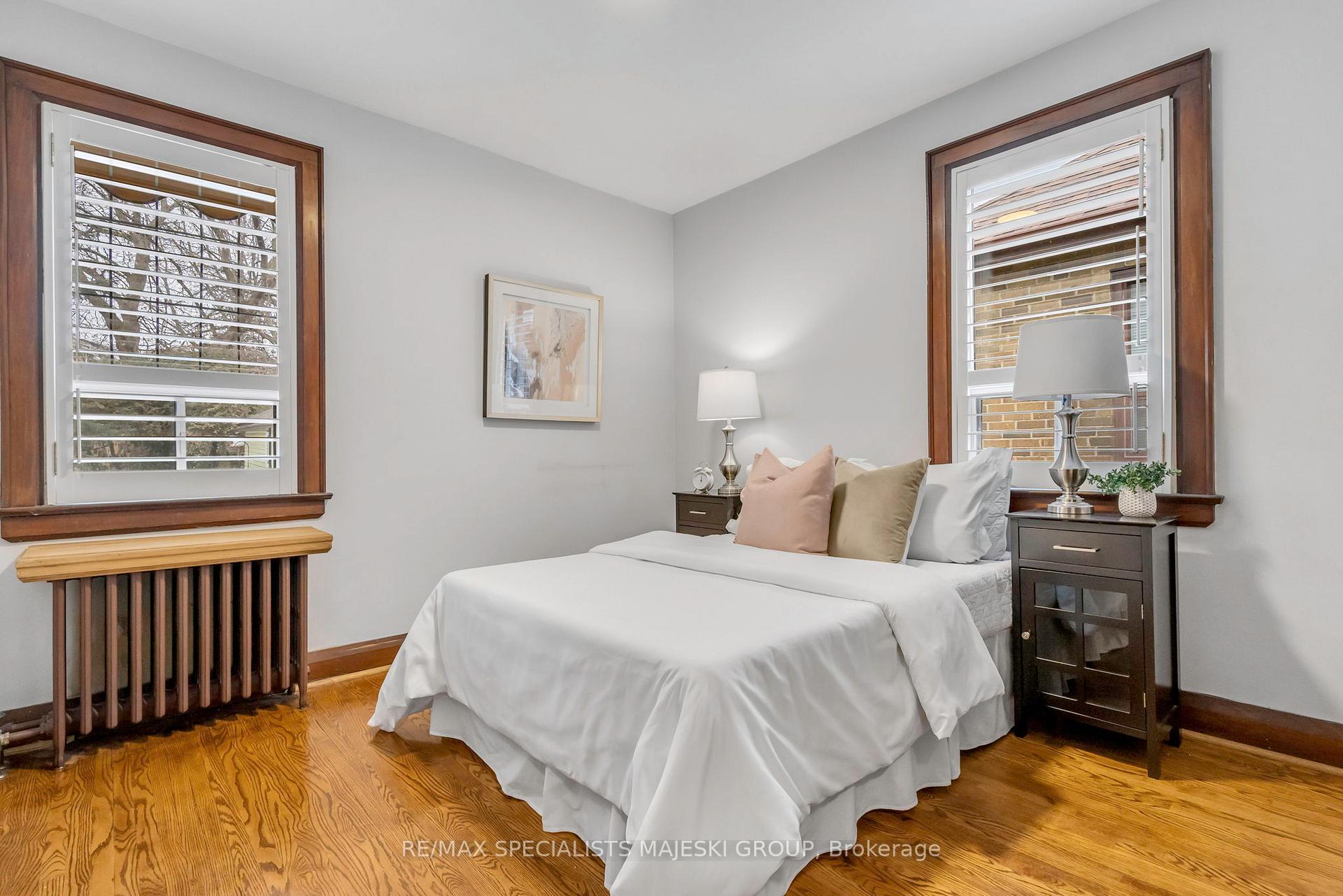 Photo 18 of 26 Stanley Avenue, Etobicoke, Mimico — HOMEH