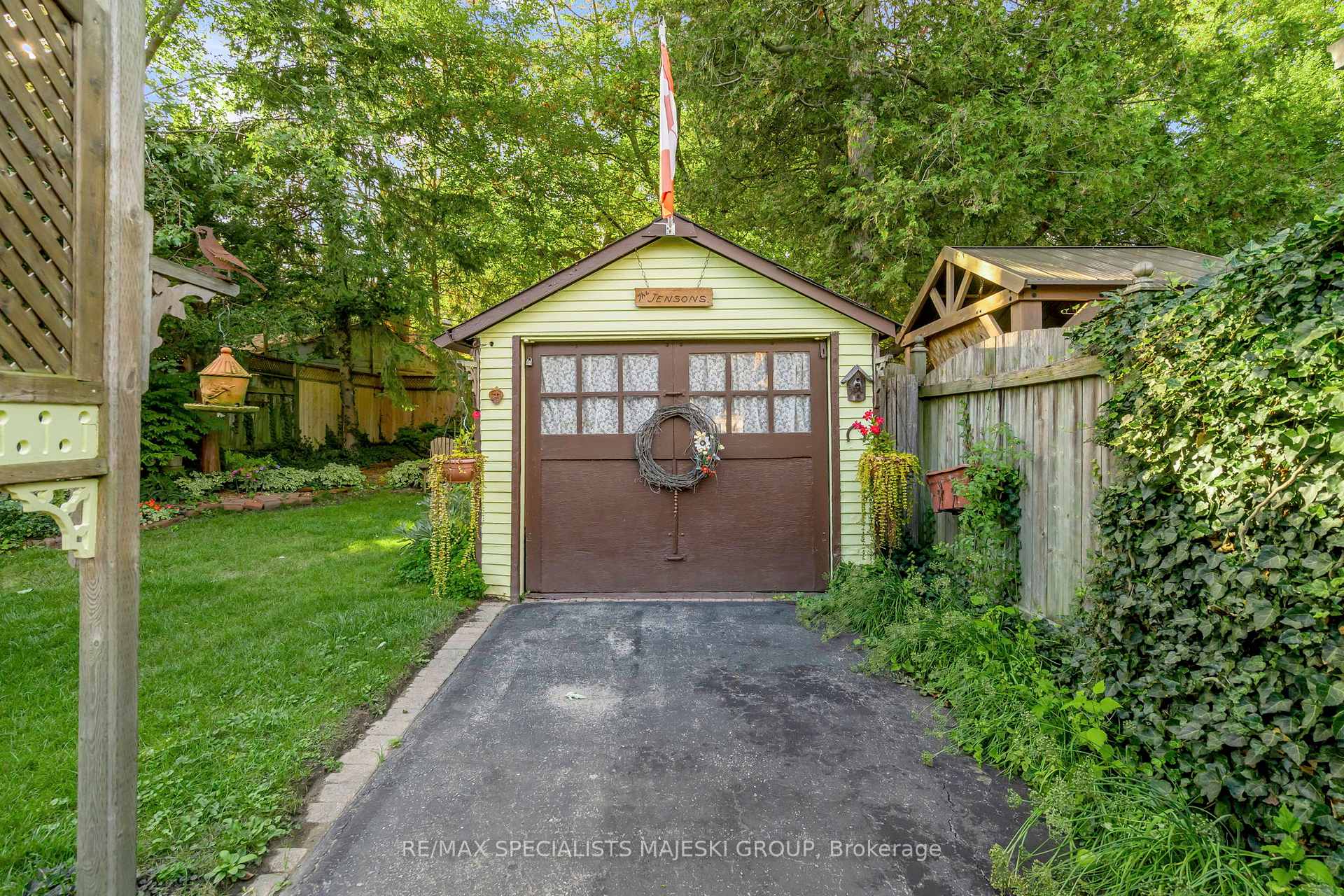 Photo 34 of 26 Stanley Avenue, Etobicoke, Mimico — HOMEH