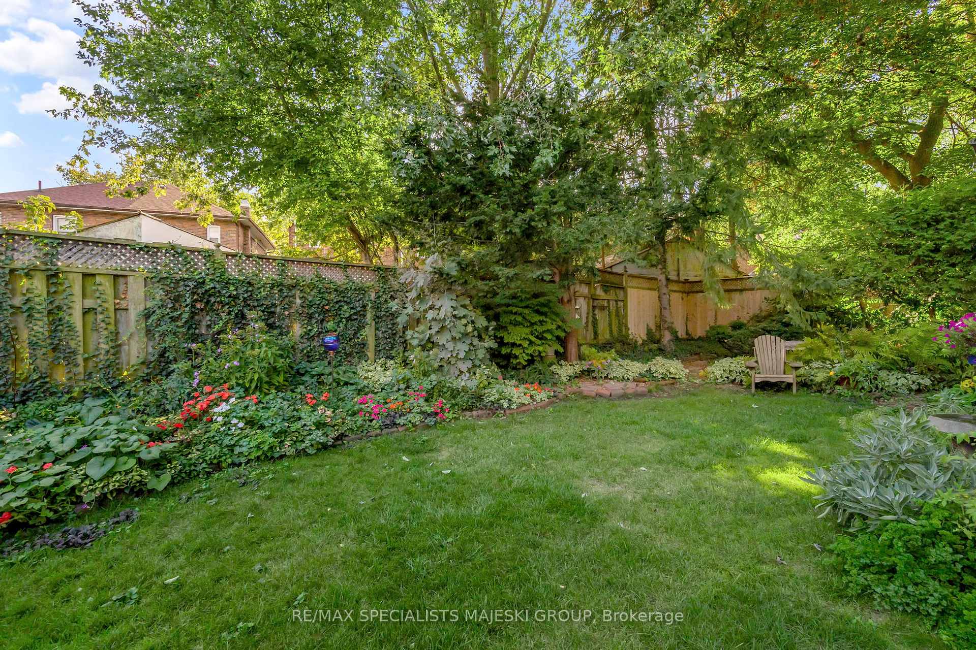 Photo 37 of 26 Stanley Avenue, Etobicoke, Mimico — HOMEH