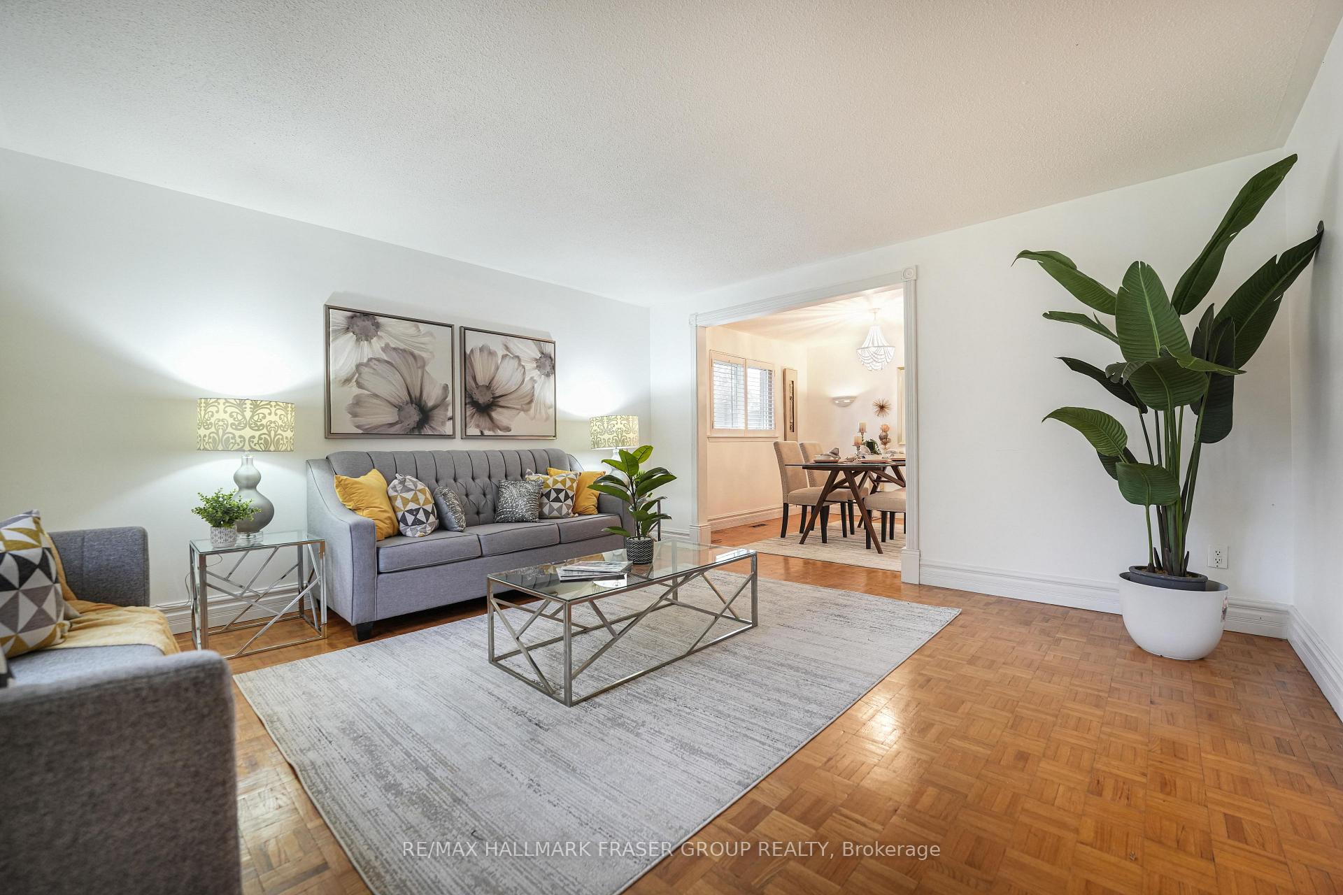 Photo 5 of 13 Pittmann Crescent, Ajax, South West — HOMEH