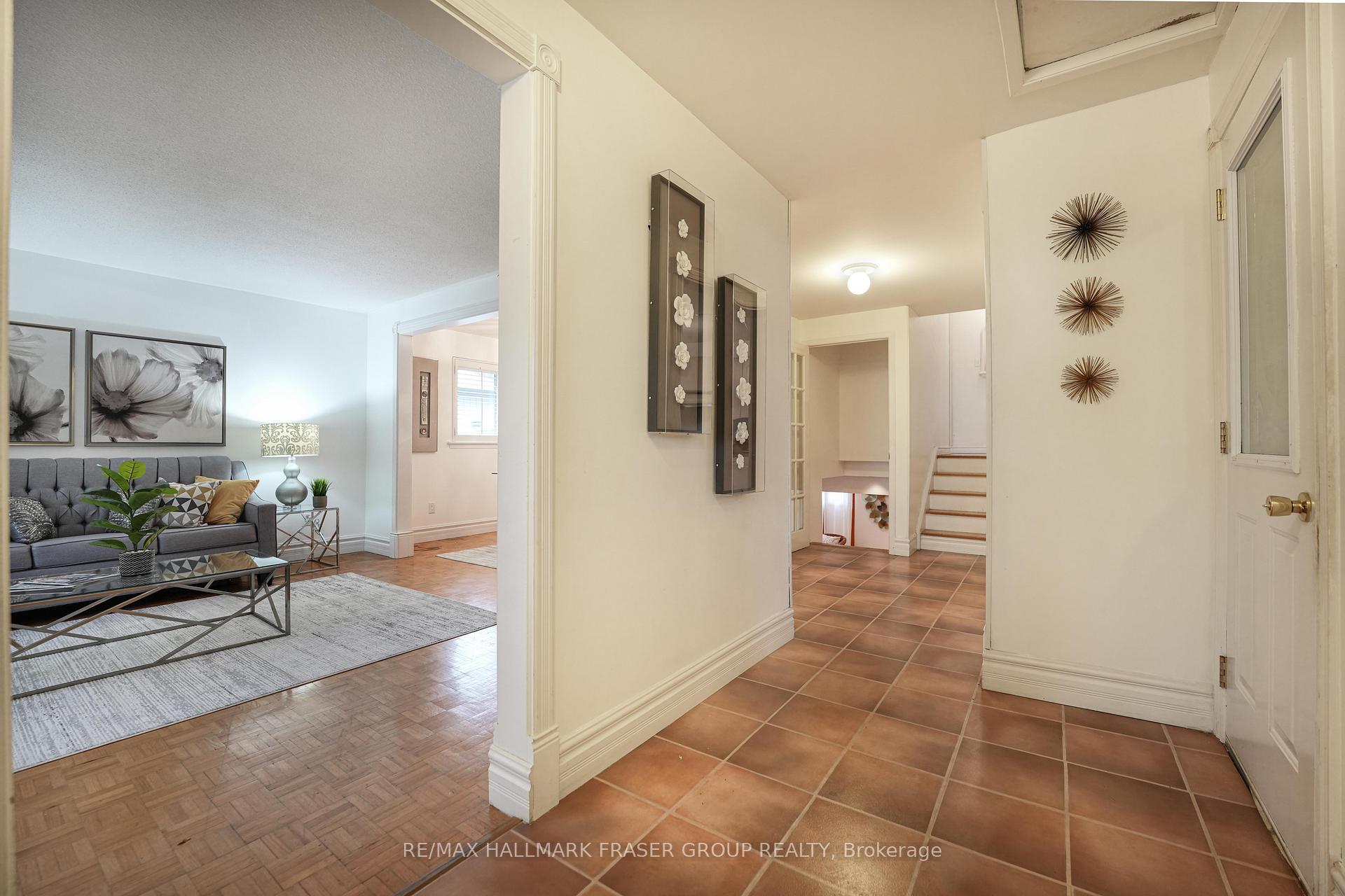 Photo 9 of 13 Pittmann Crescent, Ajax, South West — HOMEH