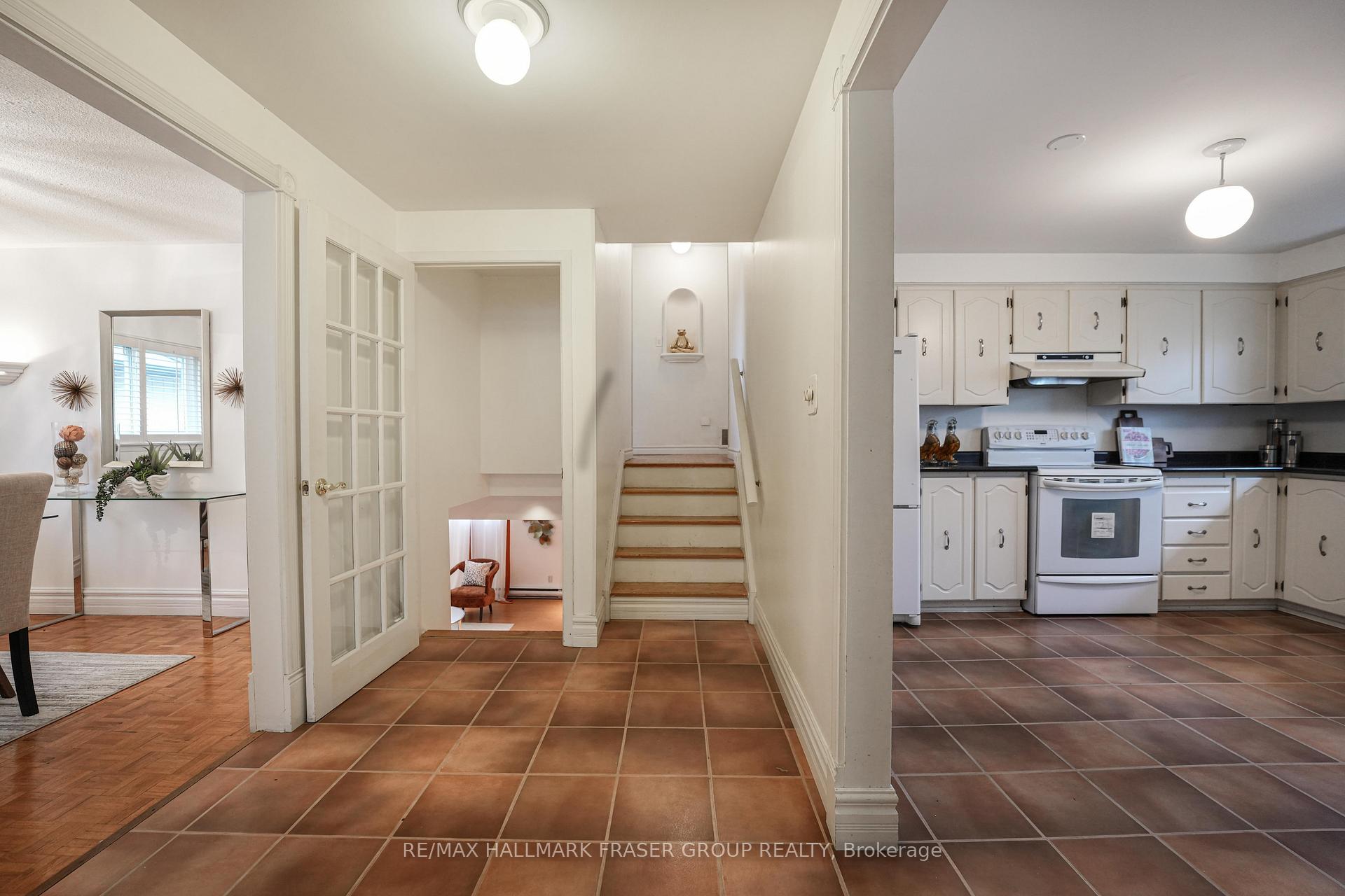 Photo 8 of 13 Pittmann Crescent, Ajax, South West — HOMEH
