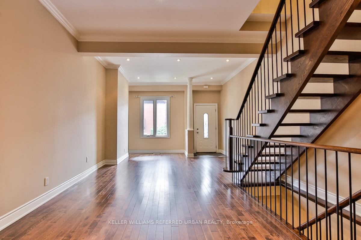 Photo 6 of 8 Stanley Avenue, Toronto, Niagara — HOMEH