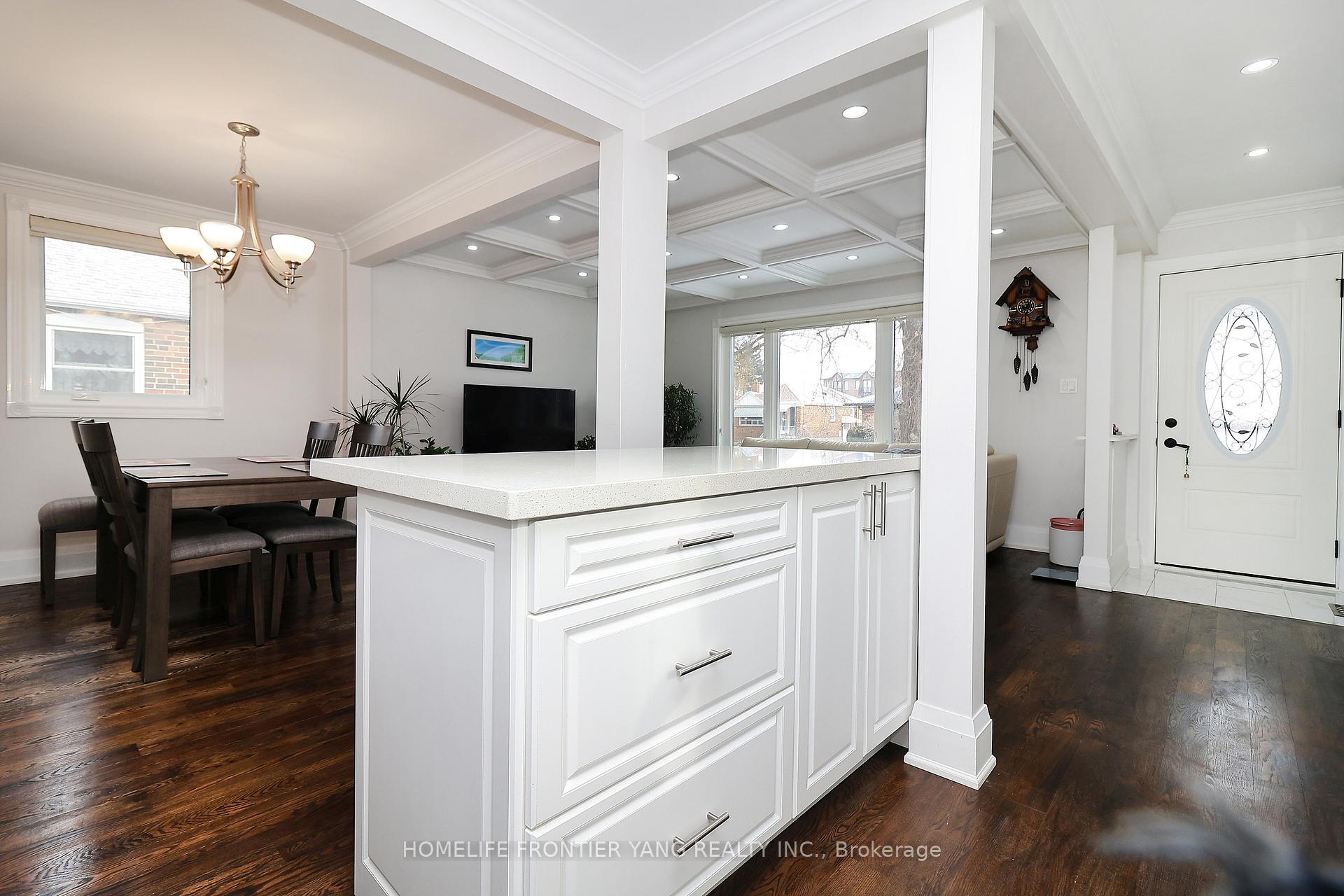 Photo 6 of 258 Aldercrest Road, Etobicoke, Alderwood — HOMEH