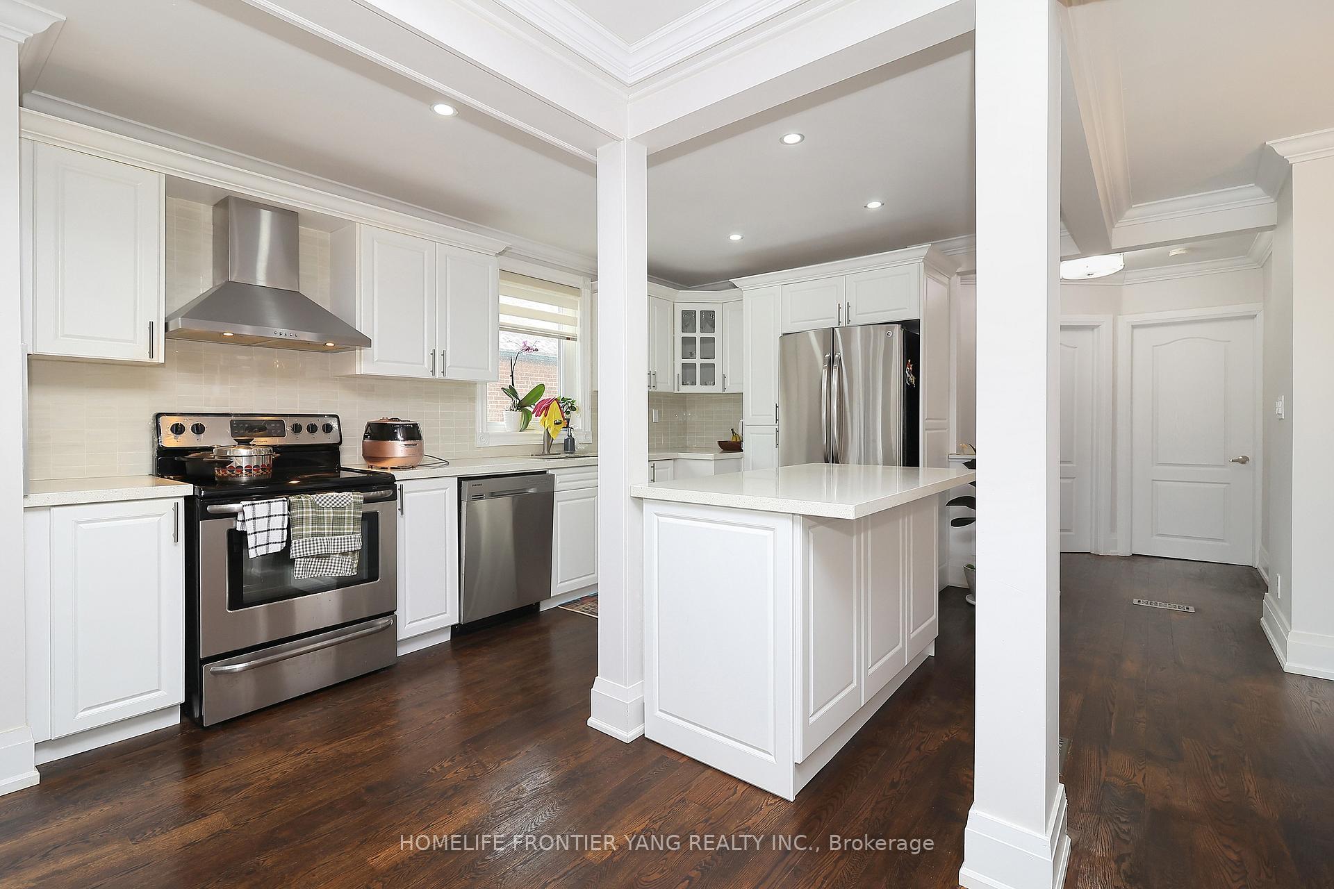 Photo 14 of 258 Aldercrest Road, Etobicoke, Alderwood — HOMEH