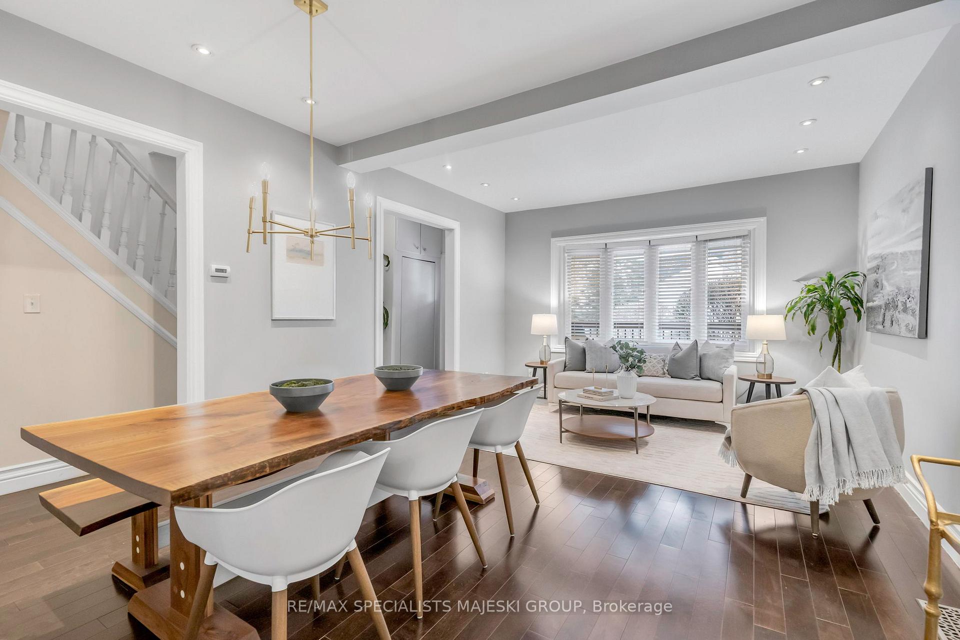 Photo 4 of 34 Cavell Avenue, Etobicoke, Mimico — HOMEH