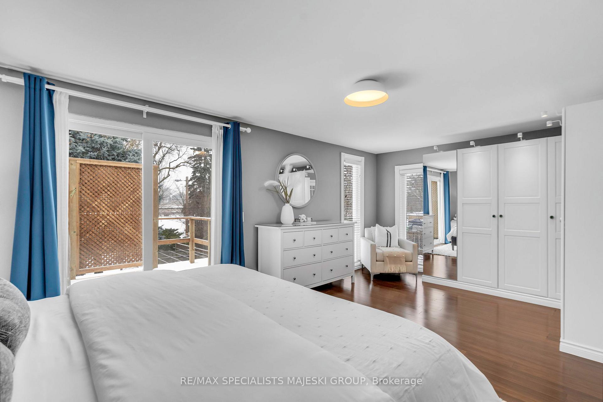 Photo 24 of 34 Cavell Avenue, Etobicoke, Mimico — HOMEH