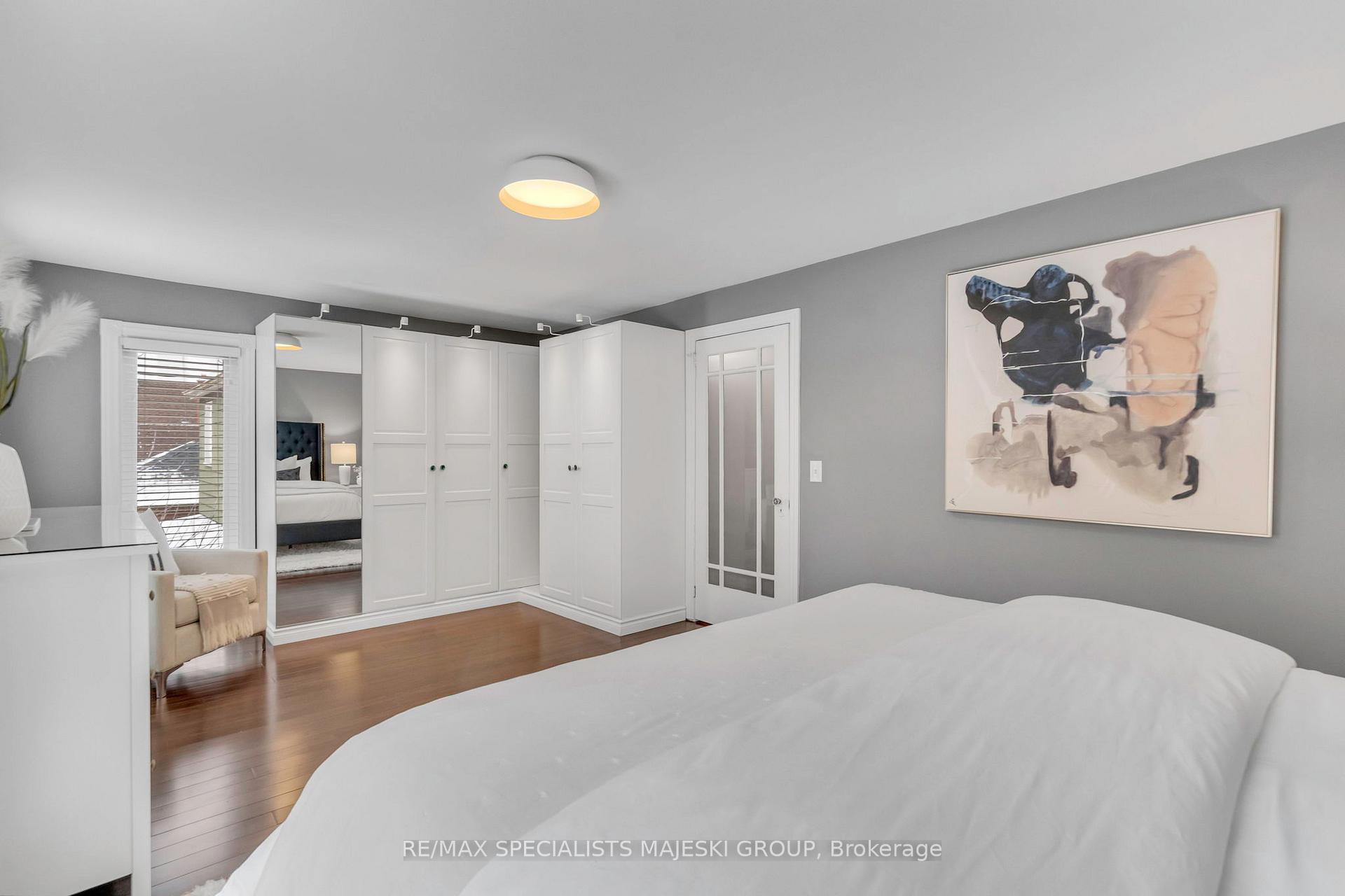 Photo 26 of 34 Cavell Avenue, Etobicoke, Mimico — HOMEH