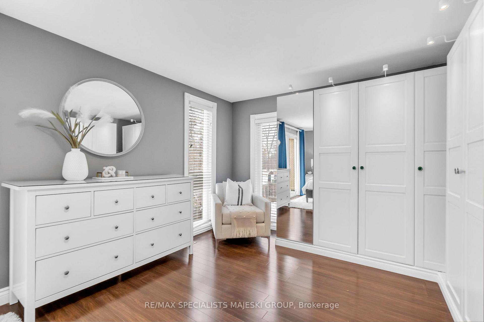 Photo 27 of 34 Cavell Avenue, Etobicoke, Mimico — HOMEH