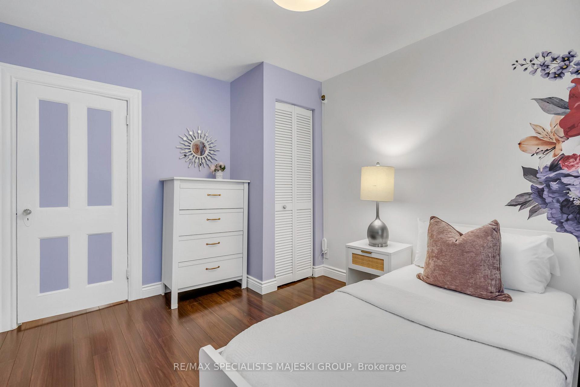 Photo 29 of 34 Cavell Avenue, Etobicoke, Mimico — HOMEH