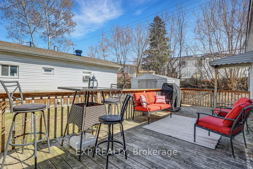 Photo 19 of 33 Vanier Road, Ottawa, Bellwood - Industrial Park — HOMEH