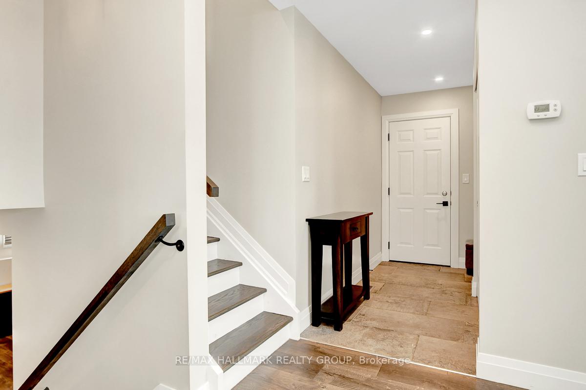 Photo 18 of 2216 Fillmore Crescent, Ottawa, Beacon Hill North — HOMEH