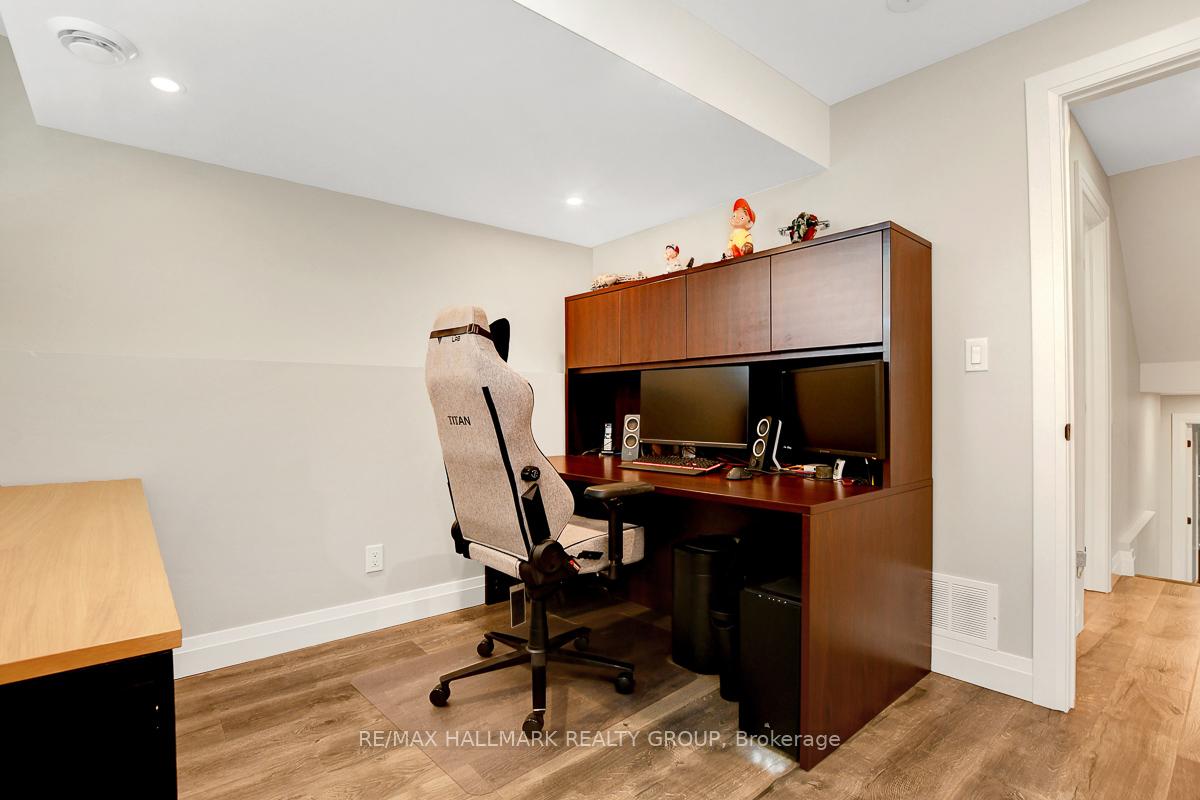 Photo 37 of 2216 Fillmore Crescent, Ottawa, Beacon Hill North — HOMEH
