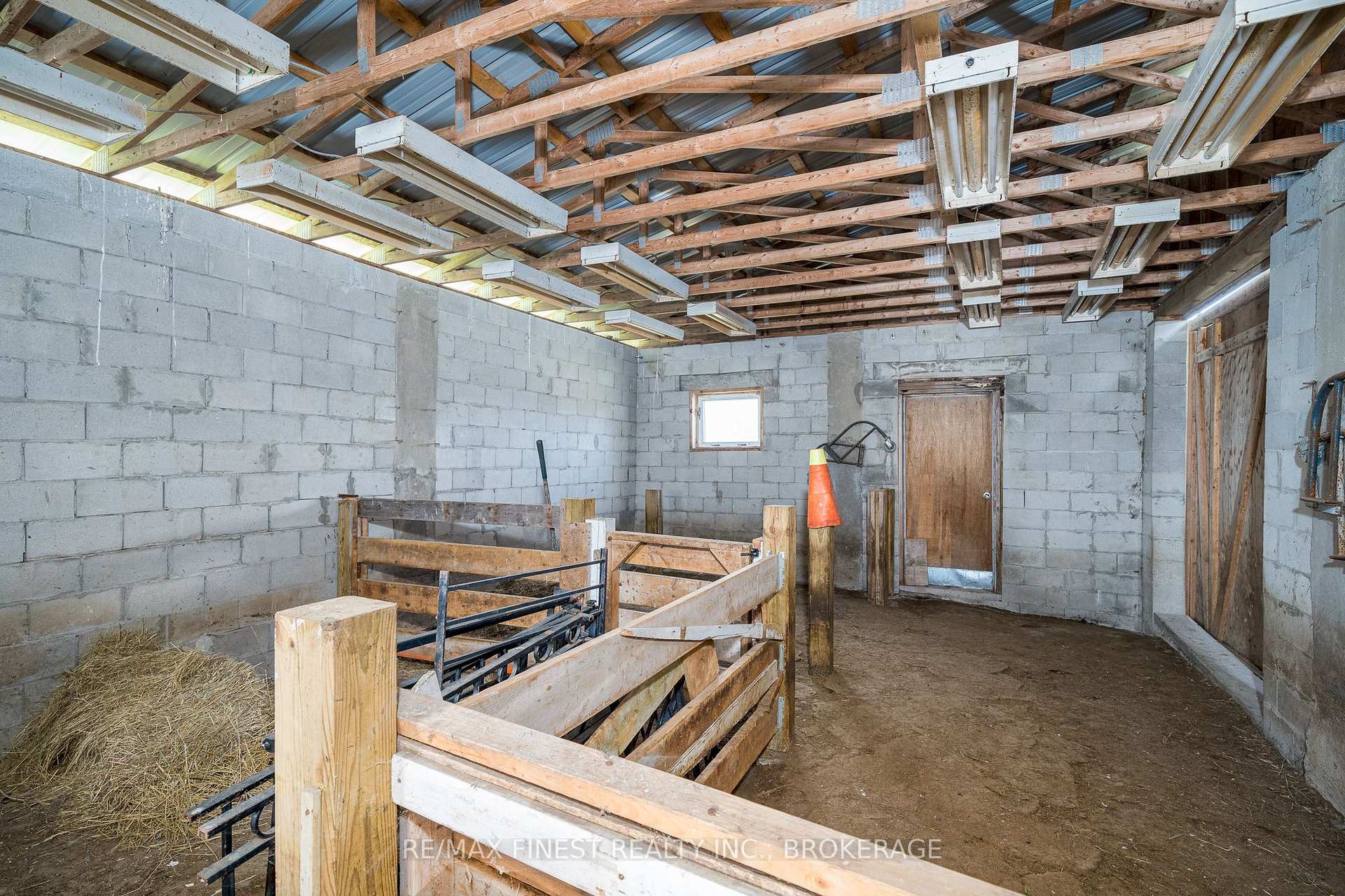 Photo 27 of 718 Callaghan Road, Tyendinaga, Tyendinaga Township — HOMEH